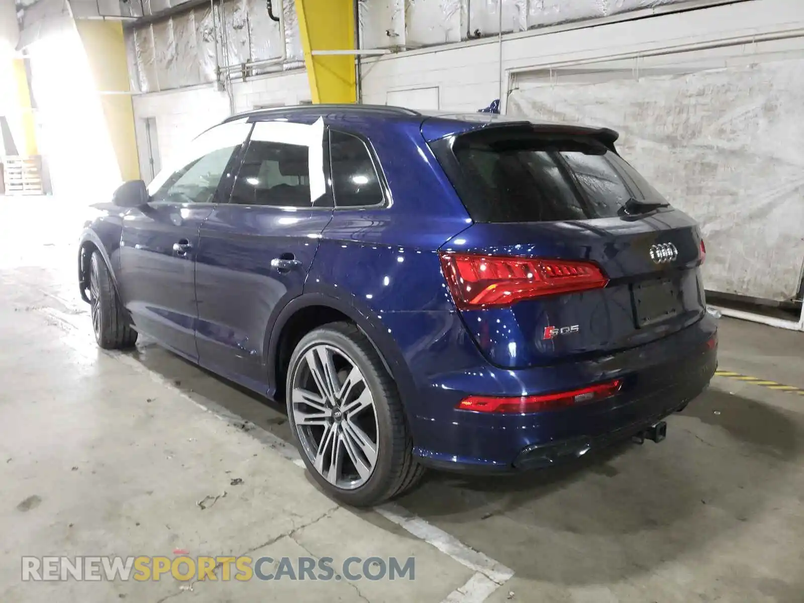 3 Photograph of a damaged car WA1B4AFY7K2047043 AUDI SQ5 2019