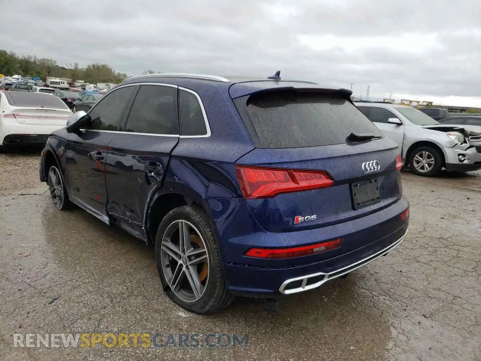 3 Photograph of a damaged car WA1B4AFY8K2039873 AUDI SQ5 2019