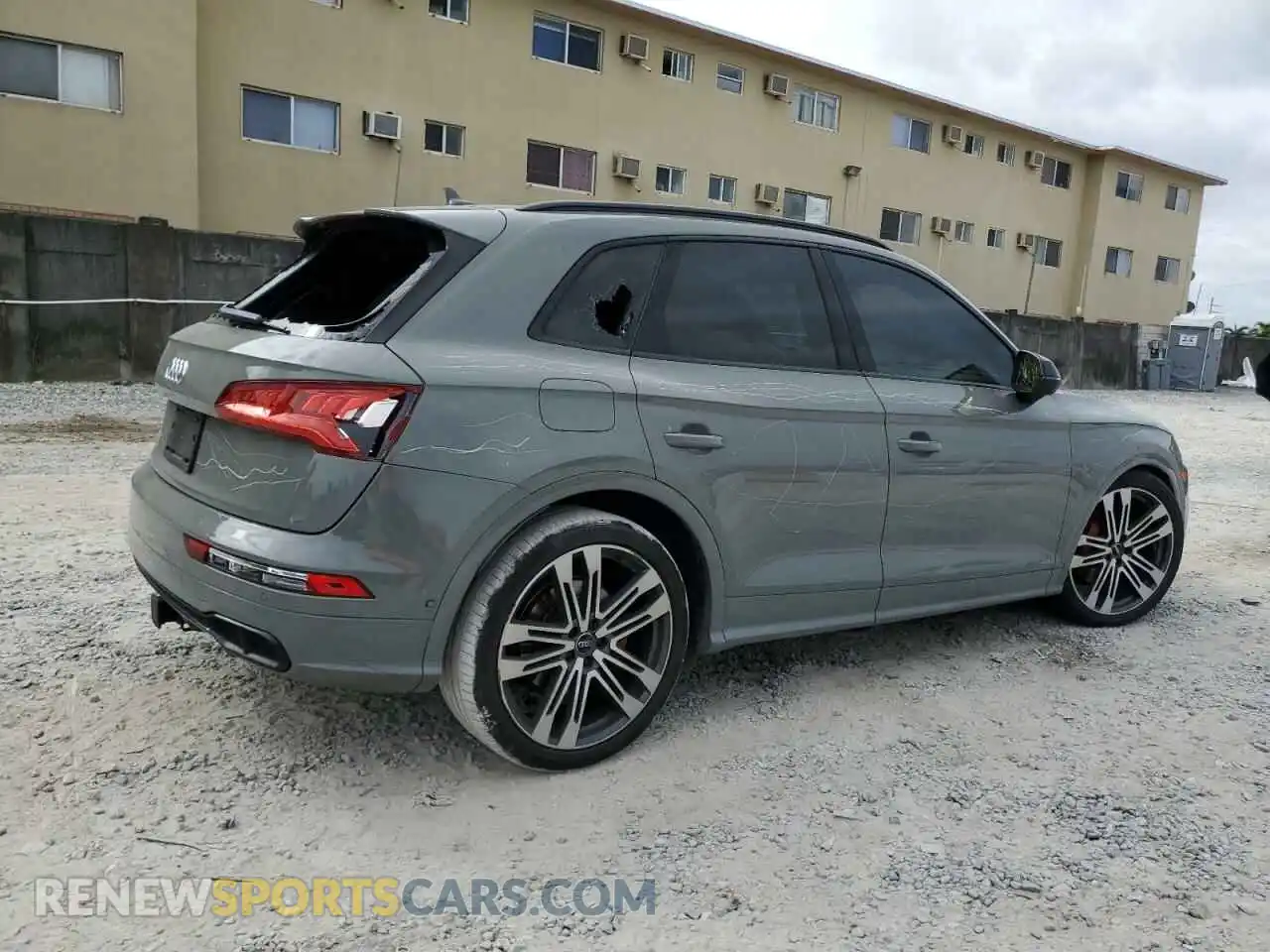 3 Photograph of a damaged car WA1C4AFY8K2059500 AUDI SQ5 2019