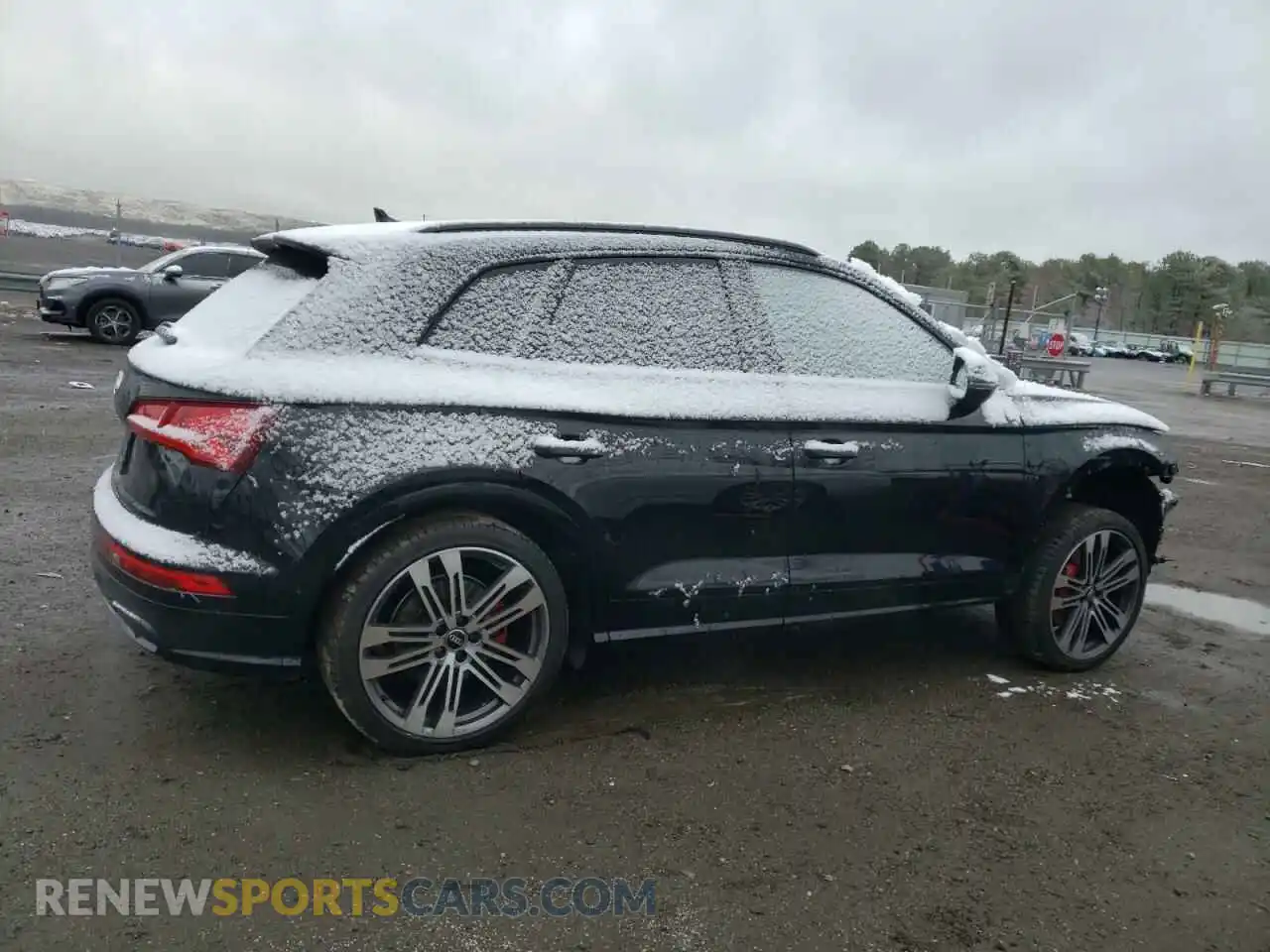 3 Photograph of a damaged car WA1B4AFY0L2022020 AUDI SQ5 2020