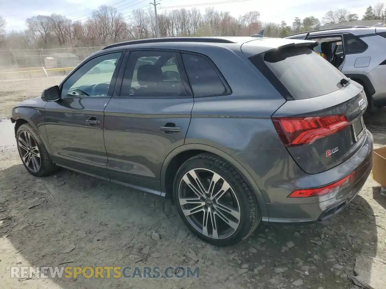 2 fotografías del automóvil dañado WA1B4AFY5L2021994 AUDI SQ5 2020