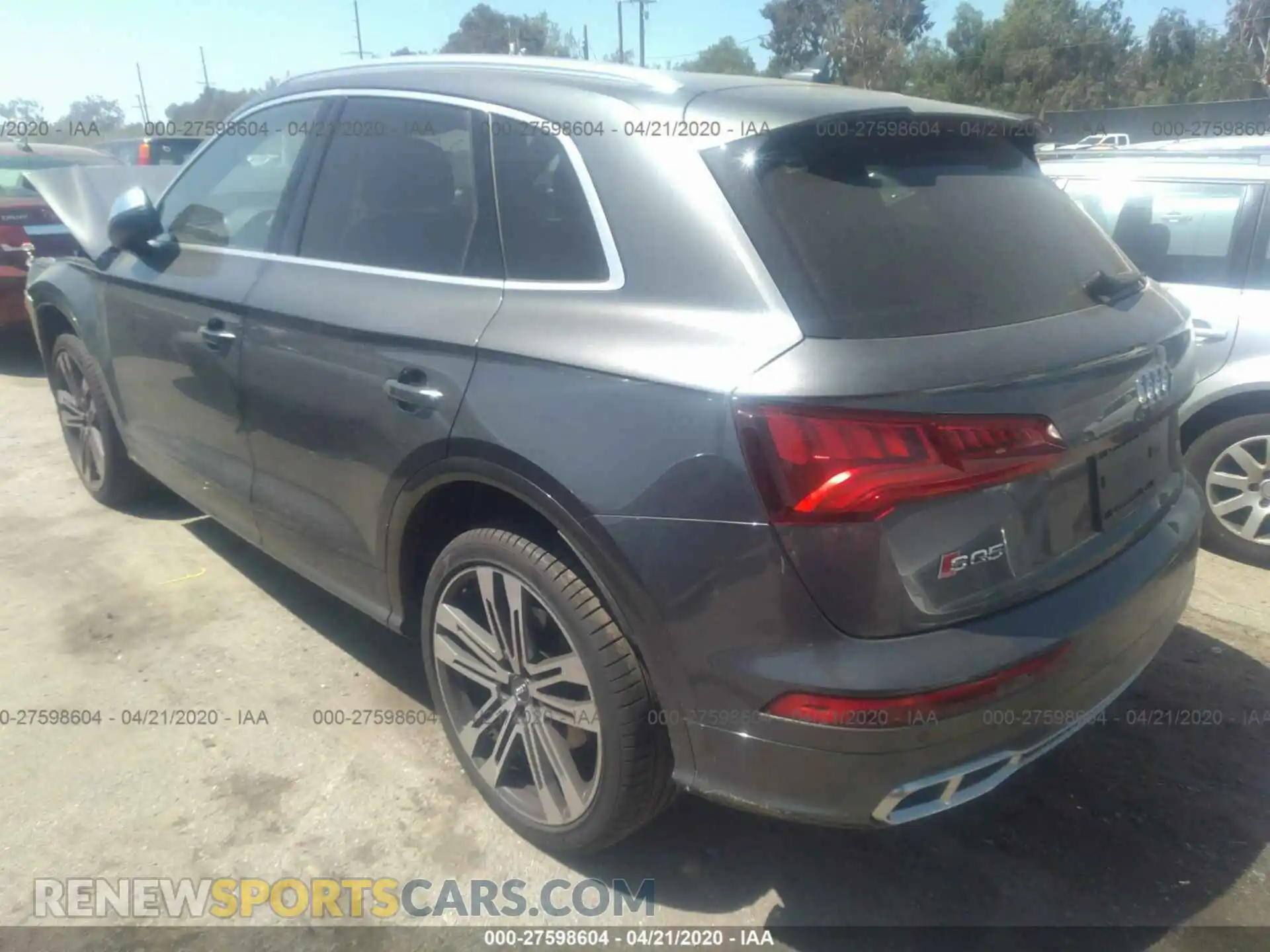 3 Photograph of a damaged car WA1B4AFY5L2052873 AUDI SQ5 2020