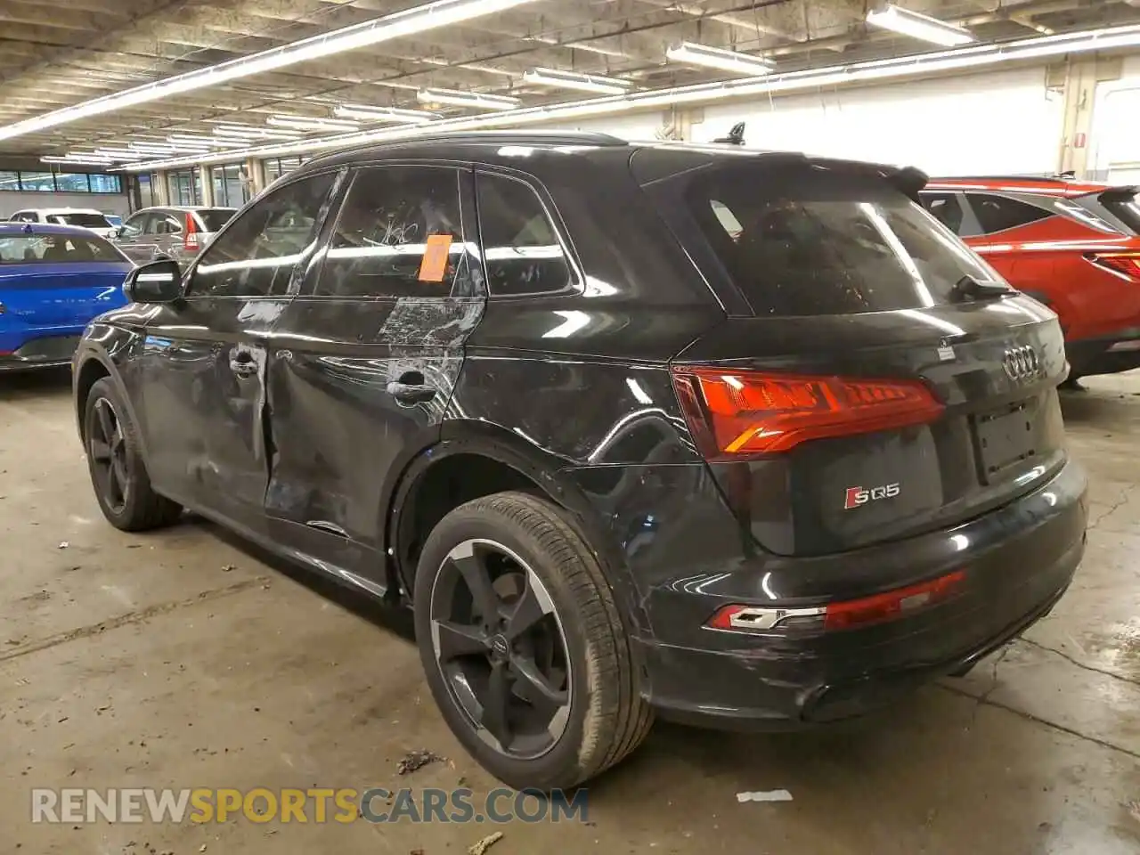 2 Photograph of a damaged car WA1B4AFY6L2113888 AUDI SQ5 2020