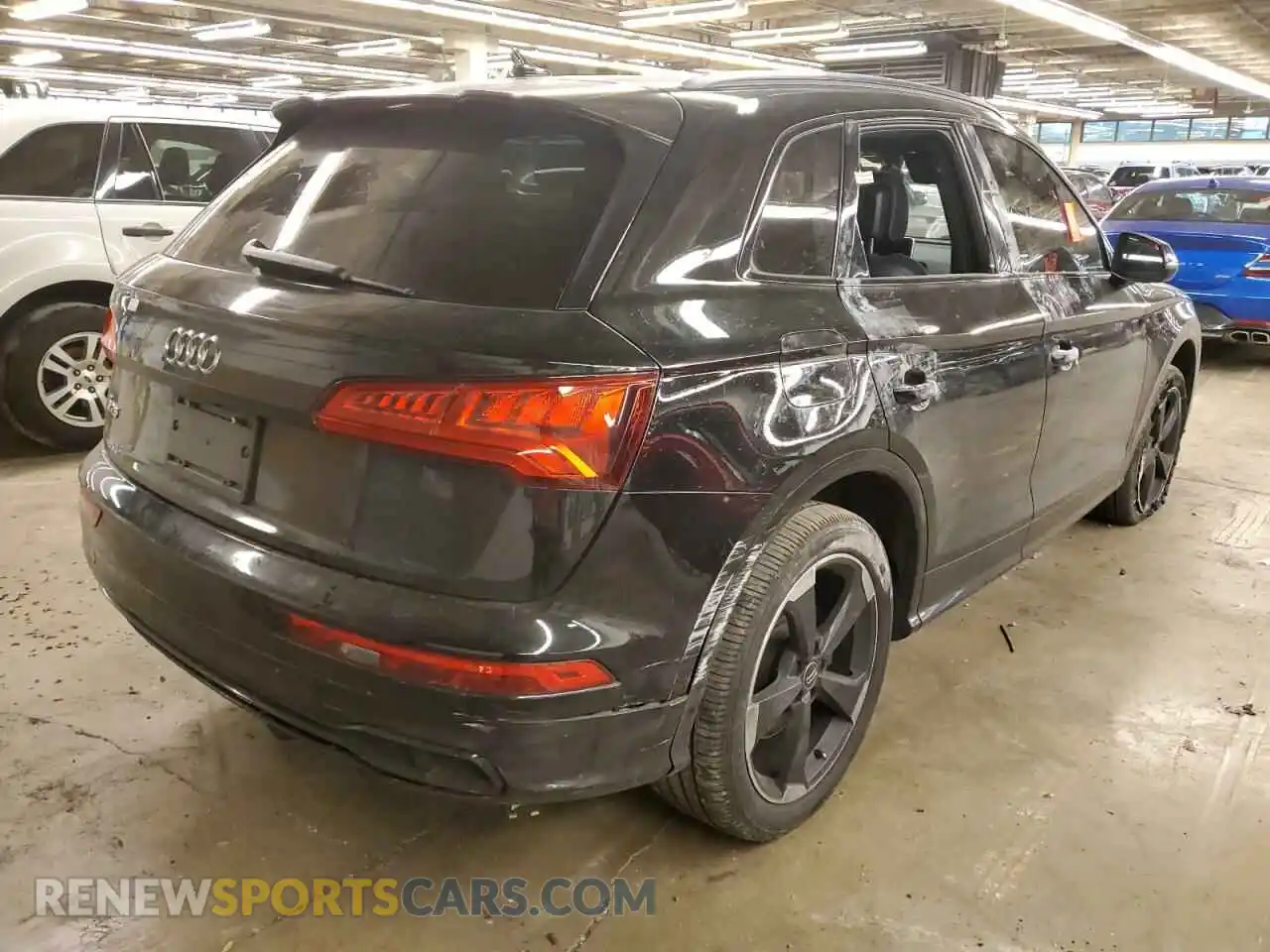 3 Photograph of a damaged car WA1B4AFY6L2113888 AUDI SQ5 2020
