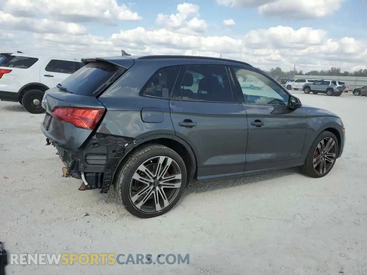 3 Photograph of a damaged car WA1C4AFY1L2120722 AUDI SQ5 2020