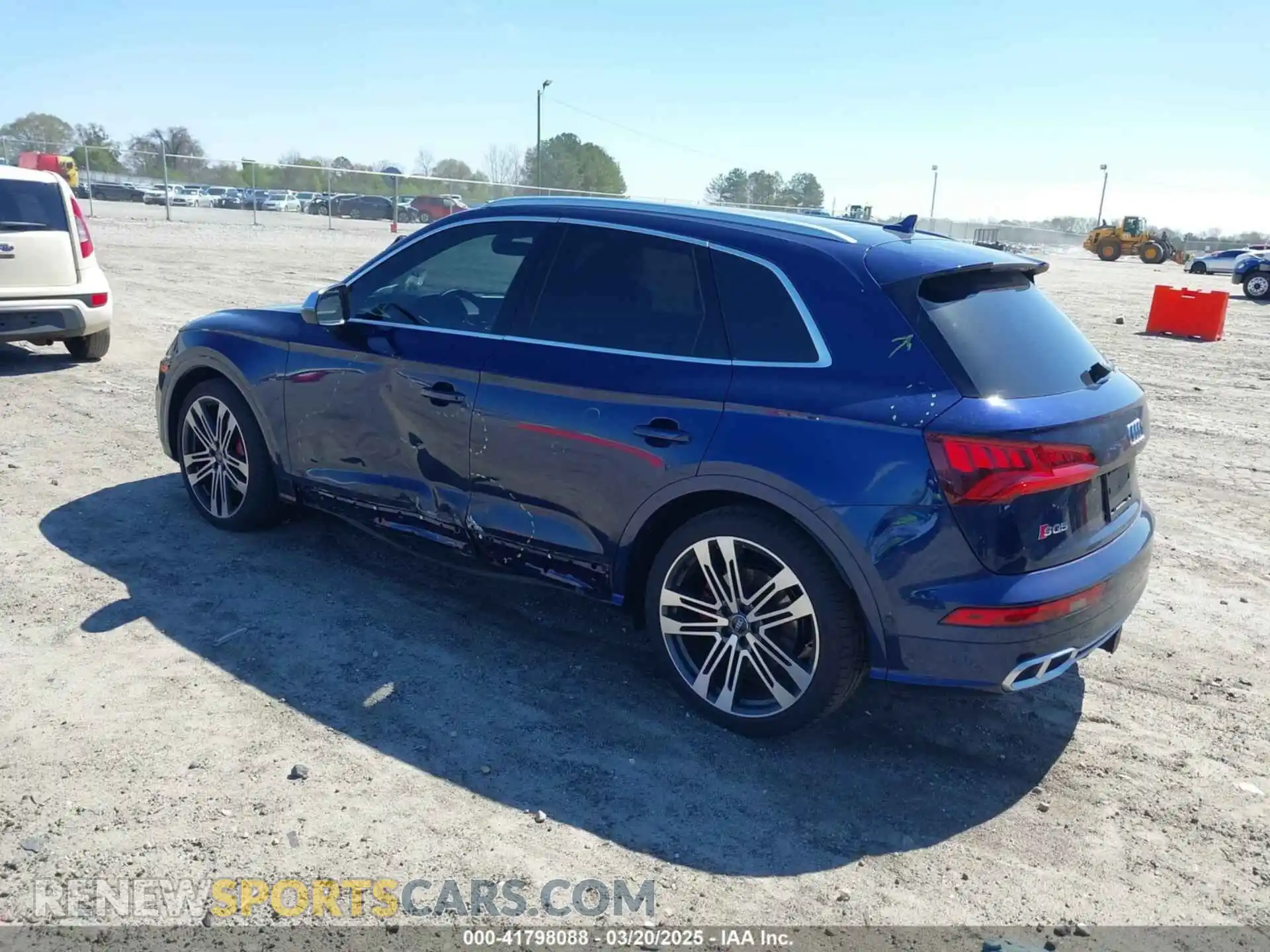3 Photograph of a damaged car WA1C4AFY6L2020342 AUDI SQ5 2020