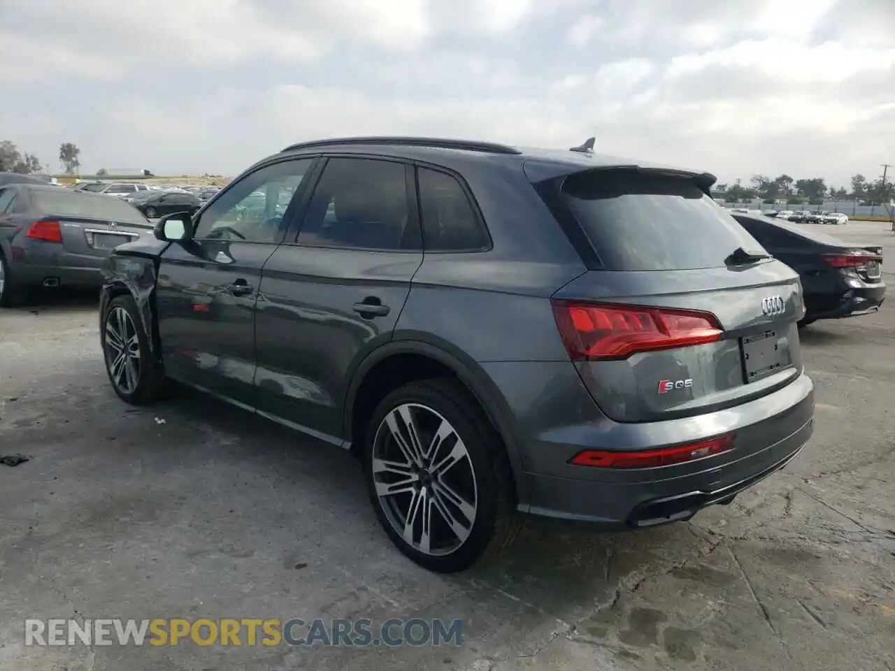 3 Photograph of a damaged car WA1C4AFY8L2092157 AUDI SQ5 2020