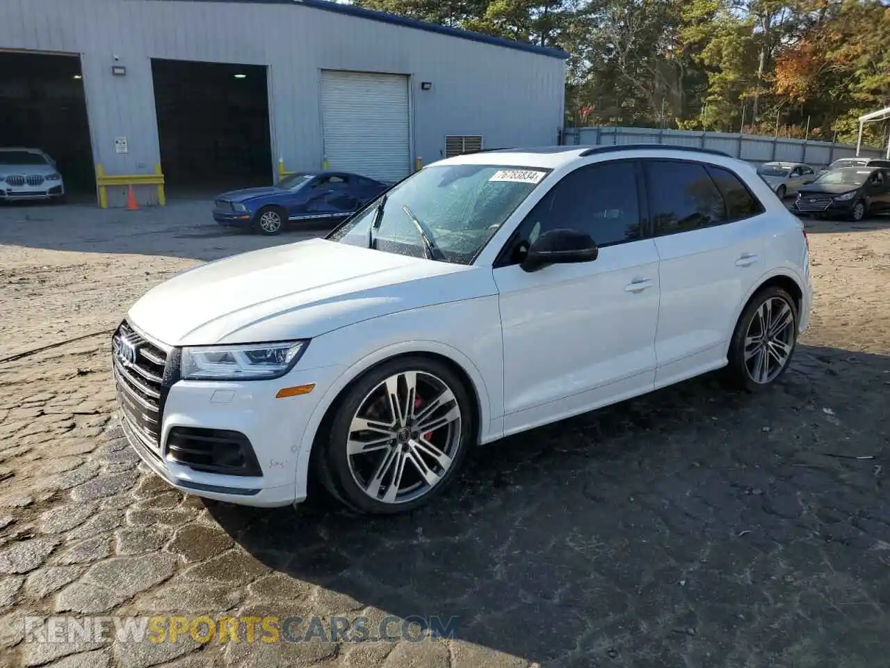 1 Photograph of a damaged car WA1C4AFY8L2120037 AUDI SQ5 2020