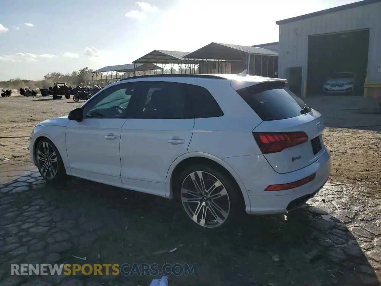 2 Photograph of a damaged car WA1C4AFY8L2120037 AUDI SQ5 2020