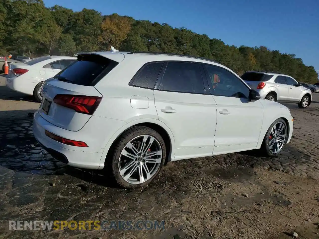 3 Photograph of a damaged car WA1C4AFY8L2120037 AUDI SQ5 2020