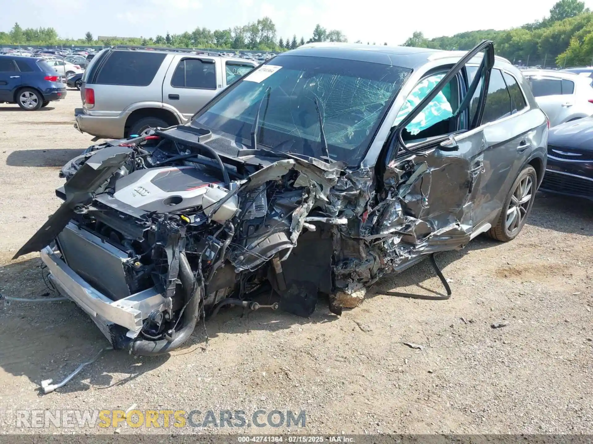 2 Photograph of a damaged car WA1A4AFY3M2009758 AUDI SQ5 2021