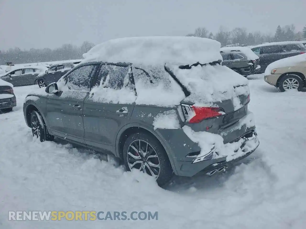 2 Photograph of a damaged car WA1B4AFY1M2016616 AUDI SQ5 2021