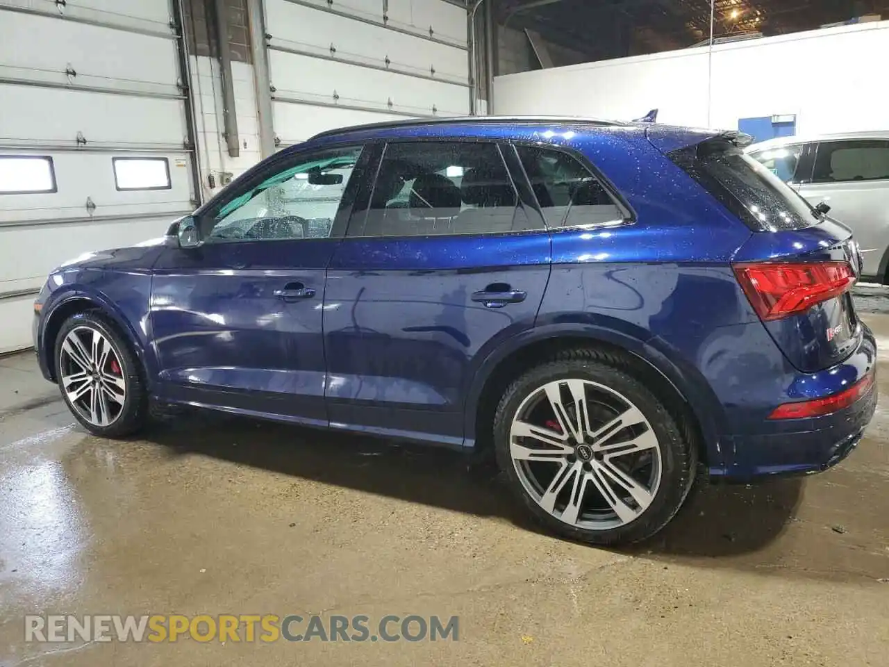 2 Photograph of a damaged car WA1B4AFY2L2013612 AUDI SQ5 2021