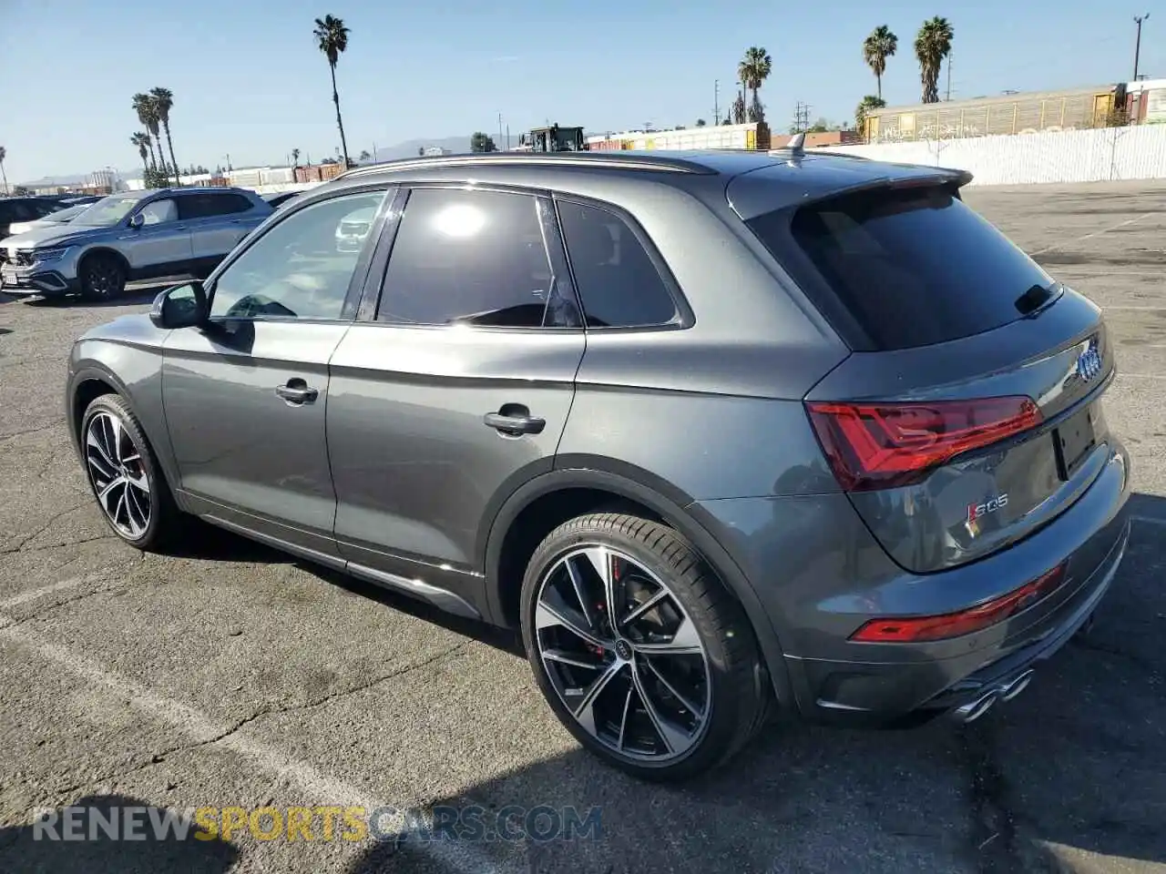 2 Photograph of a damaged car WA1B4AFY5M2027098 AUDI SQ5 2021