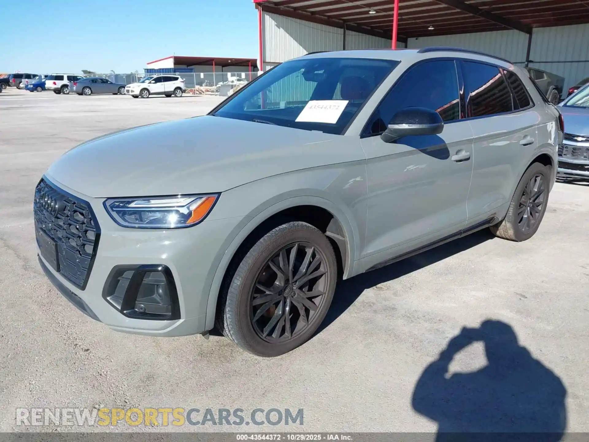2 Photograph of a damaged car WA1B4AFY8M2034966 AUDI SQ5 2021