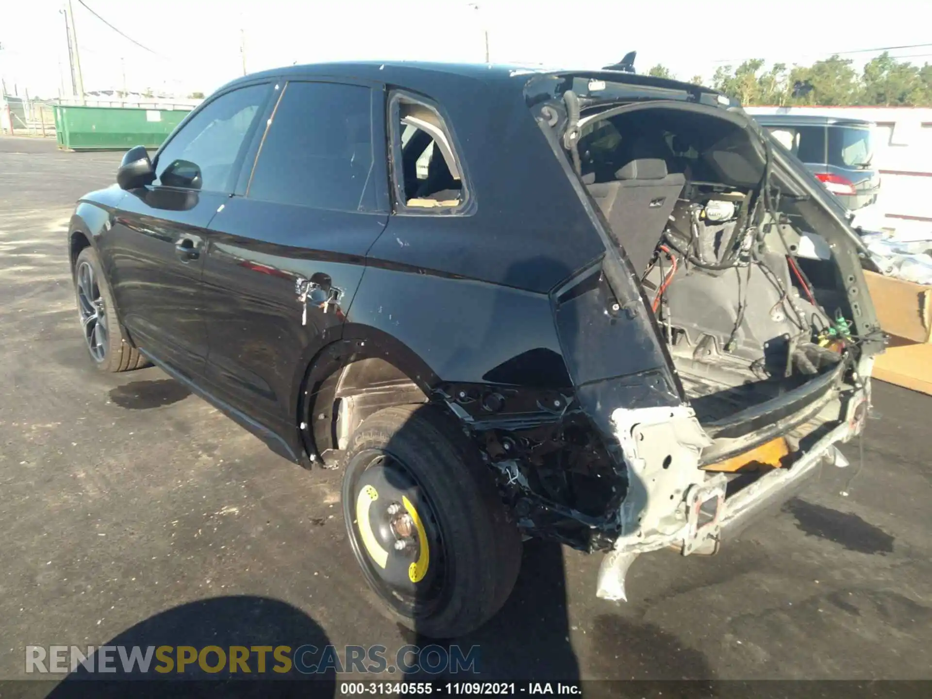 3 Photograph of a damaged car WA1B4AFY9M2010417 AUDI SQ5 2021