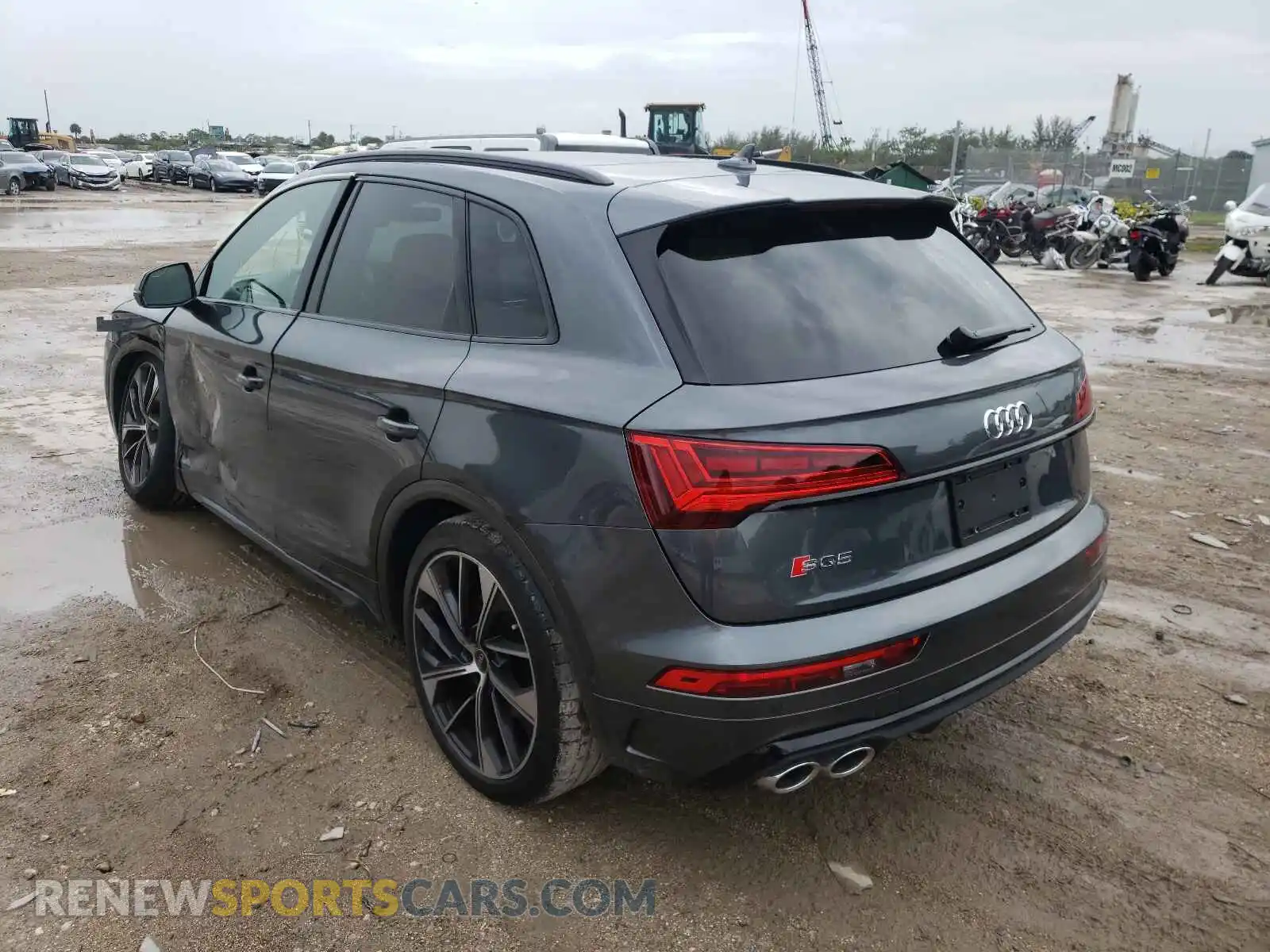3 Photograph of a damaged car WA1C4AFY0M2036411 AUDI SQ5 2021