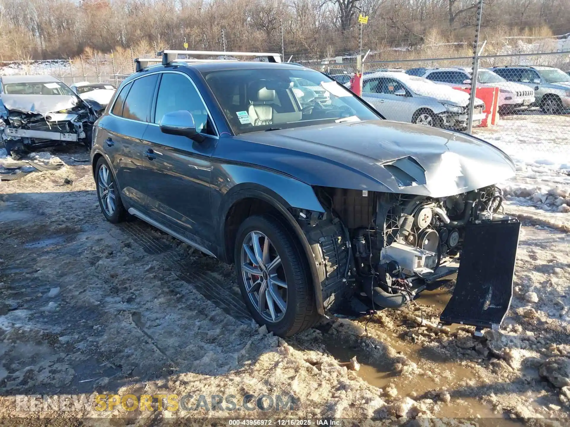 1 Photograph of a damaged car WA1C4AFY3M2069130 AUDI SQ5 2021