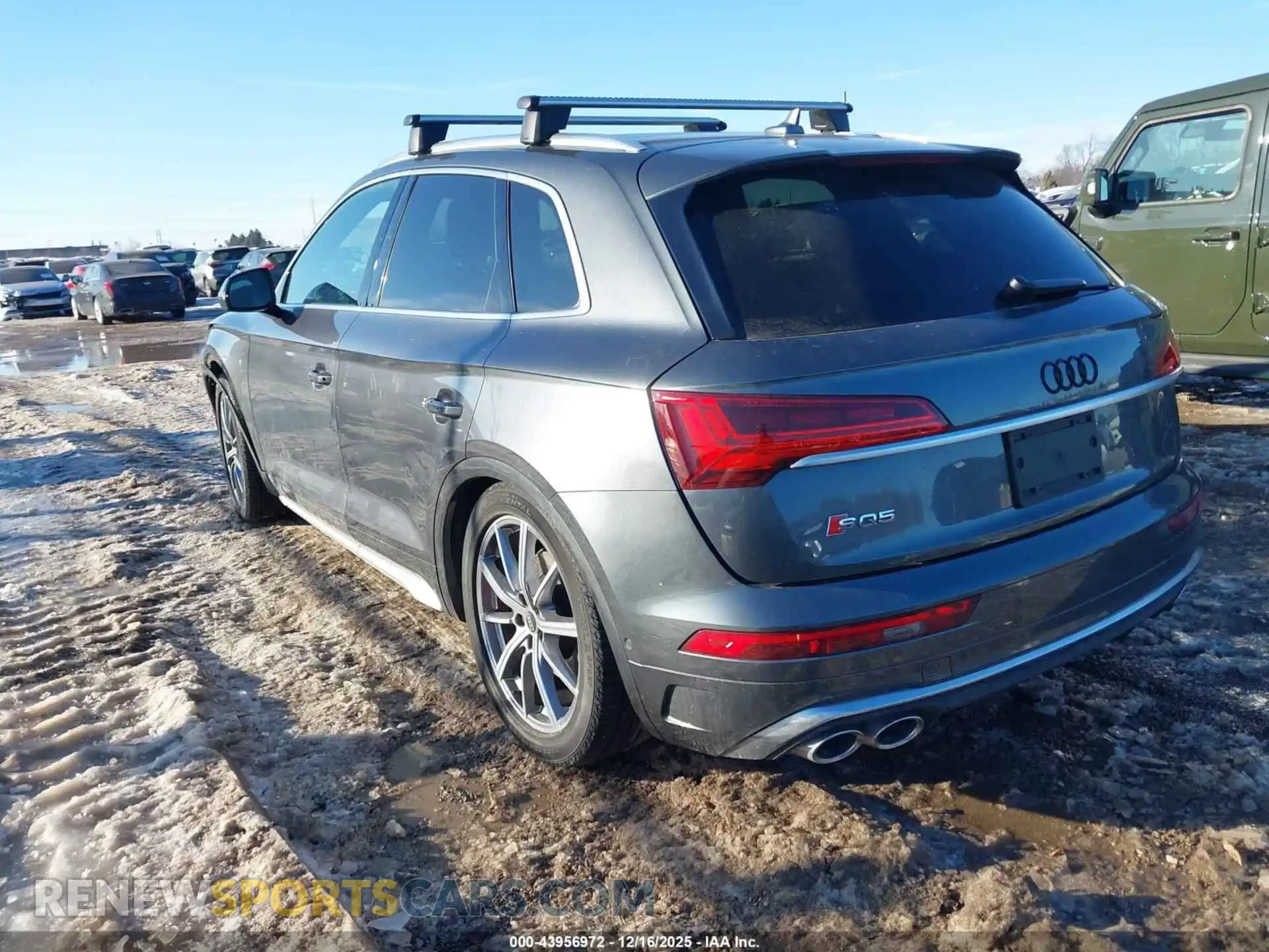 3 Photograph of a damaged car WA1C4AFY3M2069130 AUDI SQ5 2021