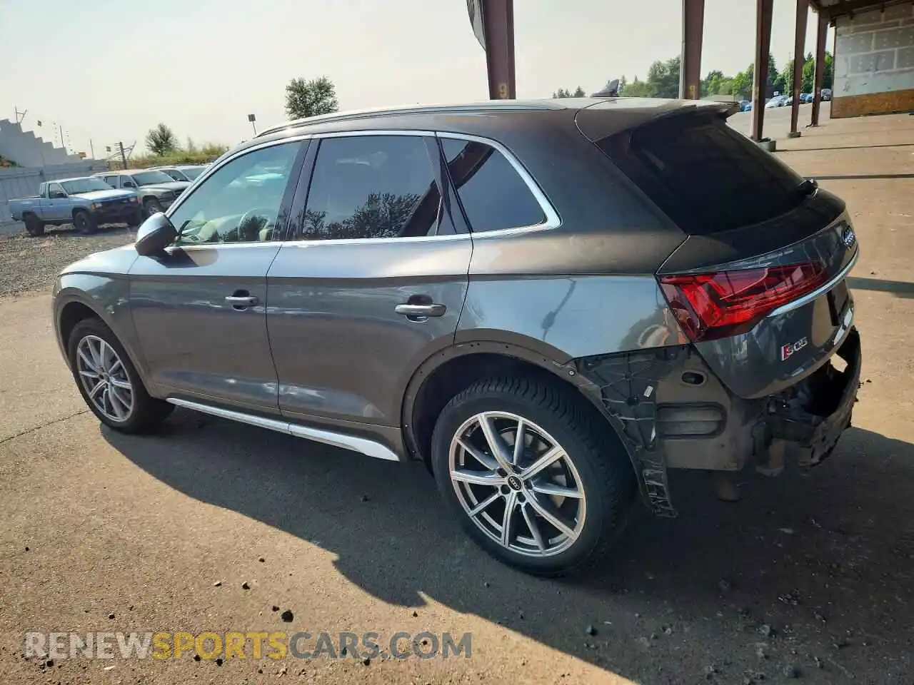 2 Photograph of a damaged car WA1A4AFY1N2034126 AUDI SQ5 2022