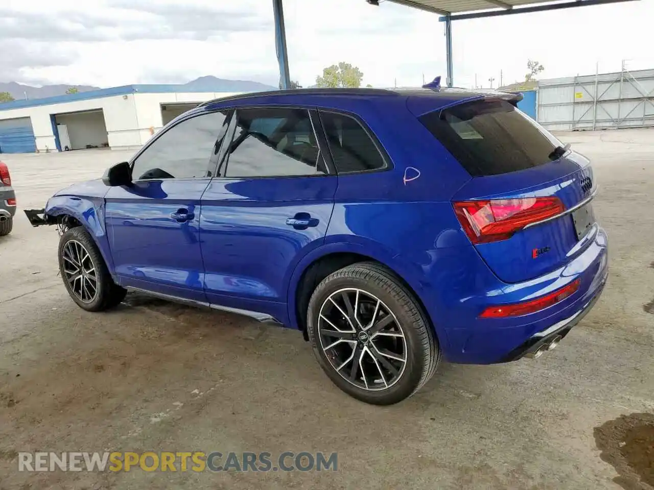 2 Photograph of a damaged car WA1B4AFYXN2042889 AUDI SQ5 2022