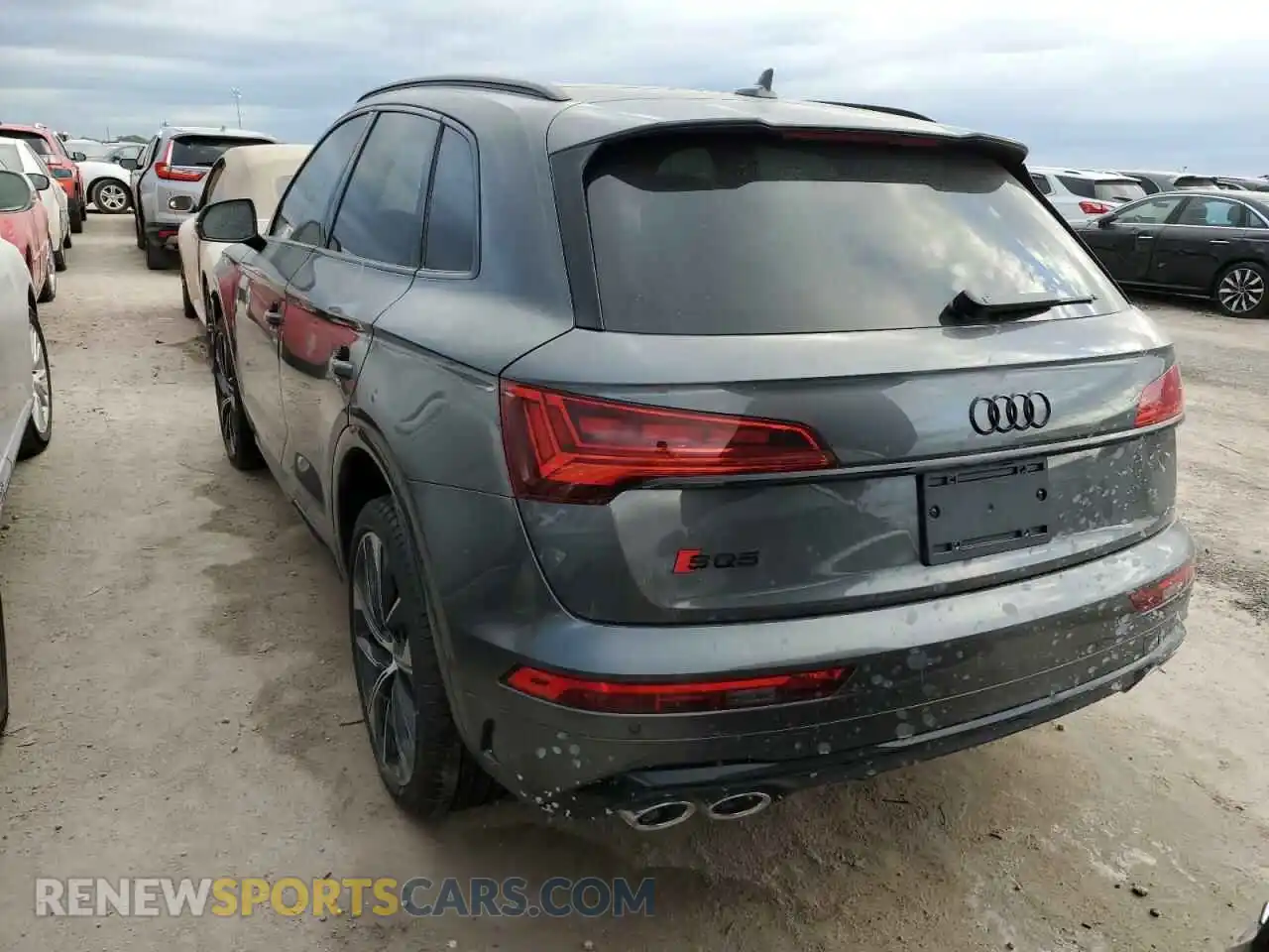 3 Photograph of a damaged car WA1C4AFY8N2032141 AUDI SQ5 2022