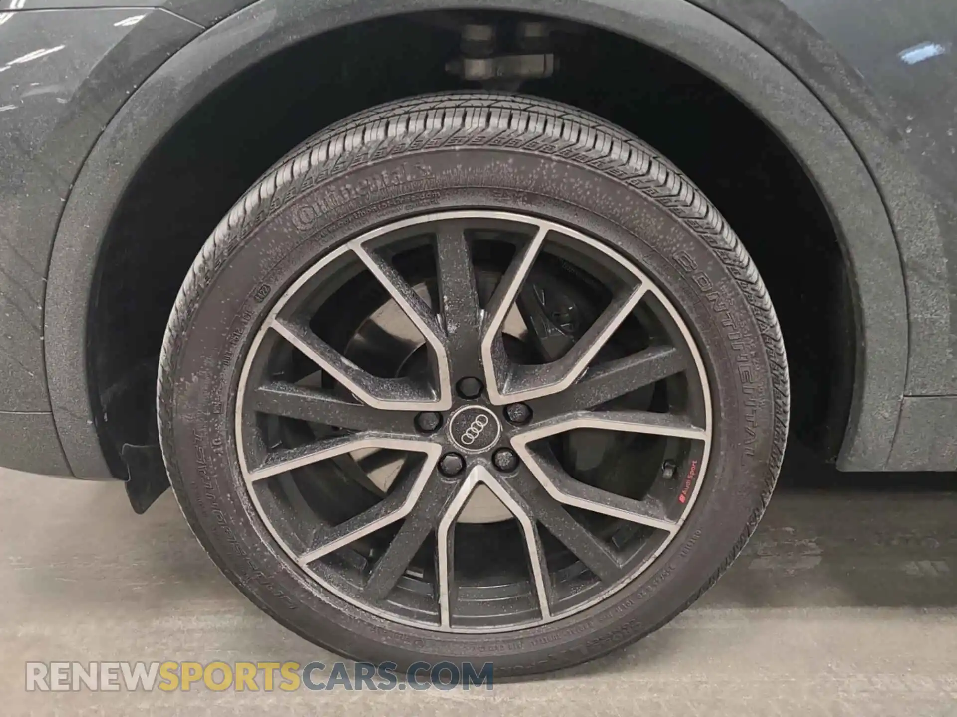 3 Photograph of a damaged car WA1B4AFY0P2072311 AUDI SQ5 2023