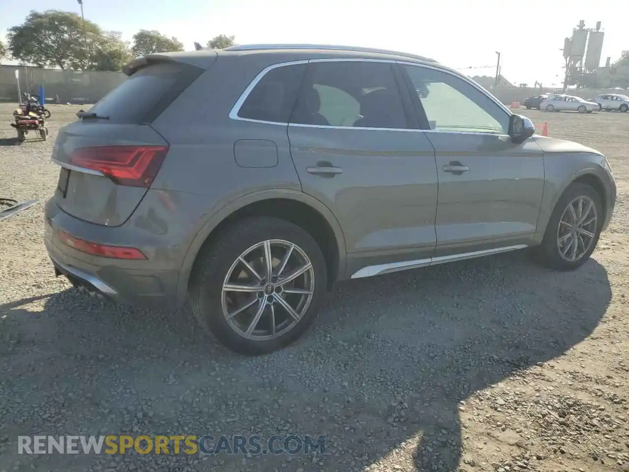 3 Photograph of a damaged car WA1B4AFY1P2026504 AUDI SQ5 2023