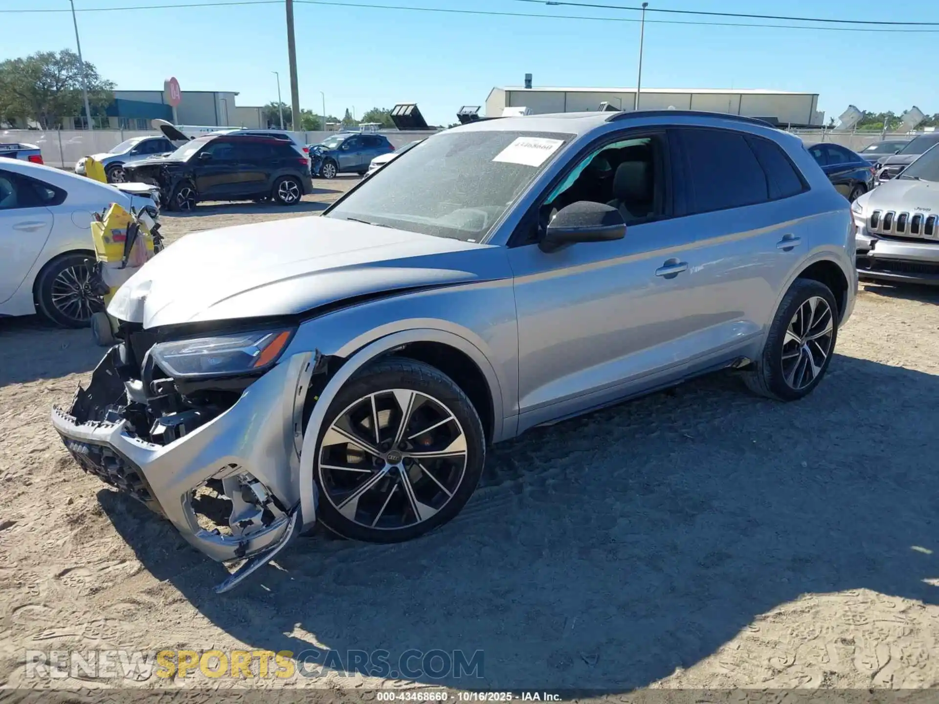 2 Photograph of a damaged car WA1B4AFY2P2156825 AUDI SQ5 2023