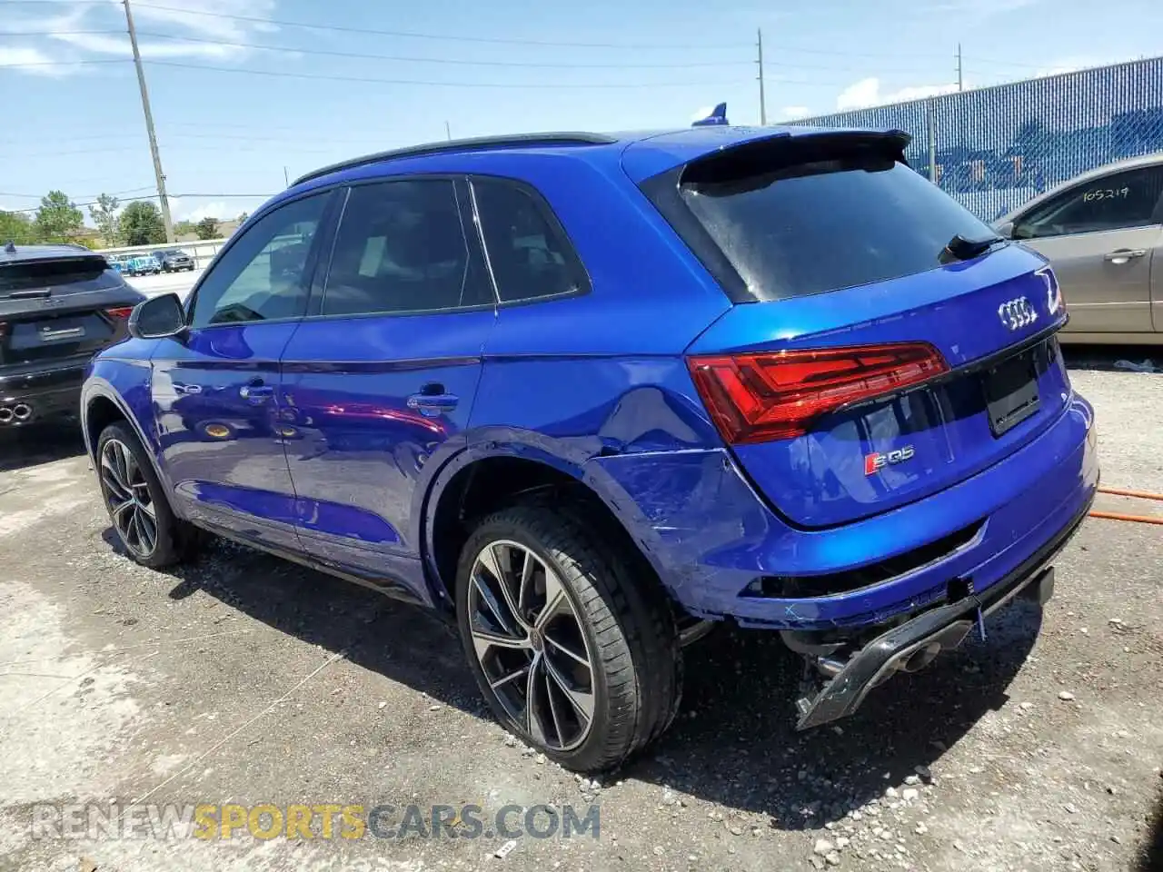 2 fotografías del automóvil dañado WA1B4AFY4P2169771 AUDI SQ5 2023