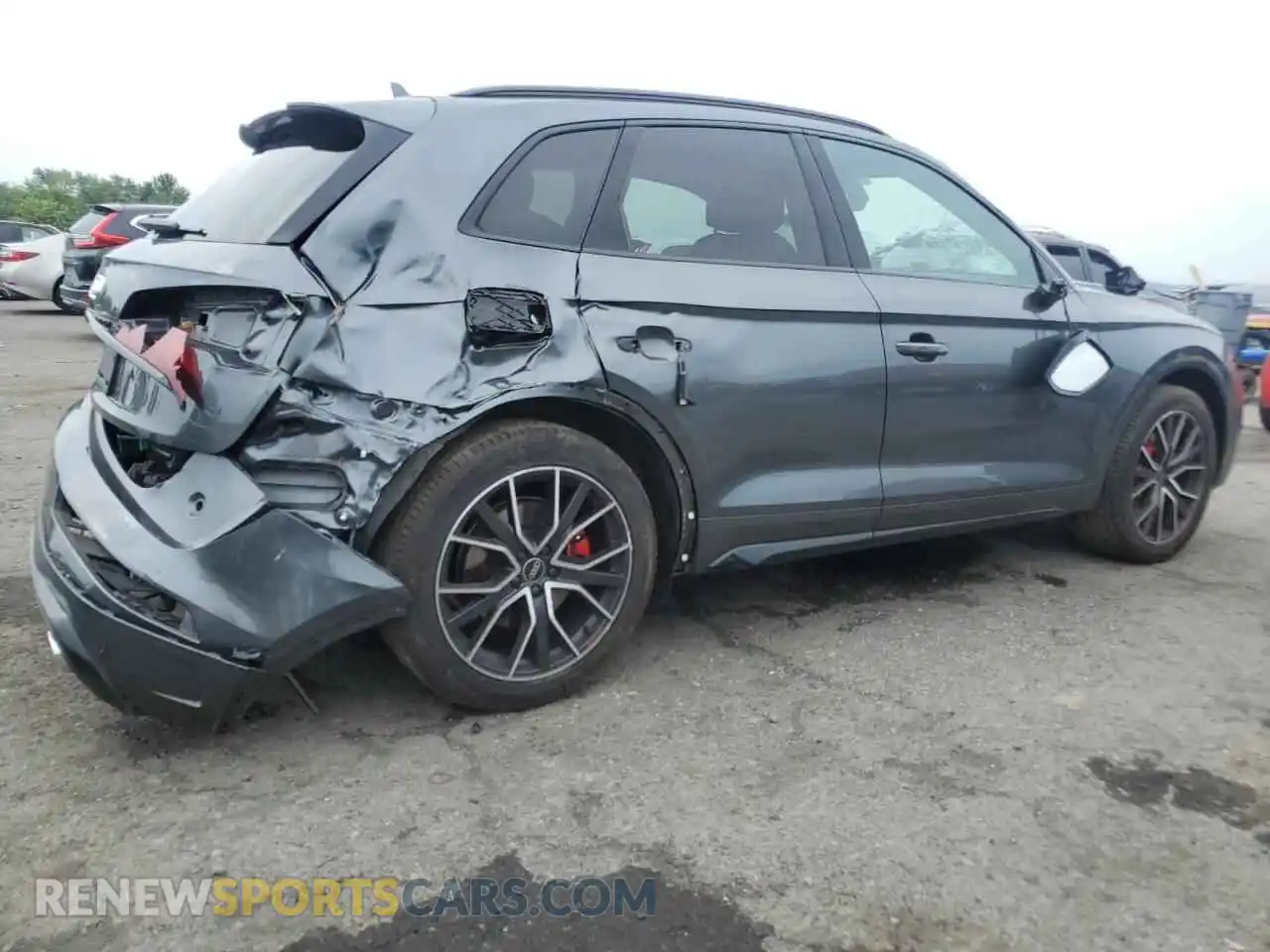3 Photograph of a damaged car WA1B4AFY5P2004733 AUDI SQ5 2023