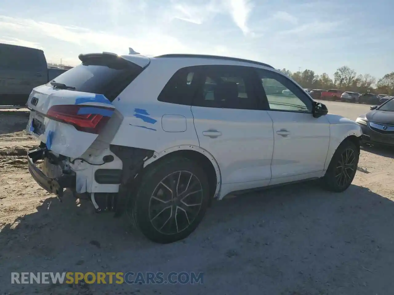 3 Photograph of a damaged car WA1B4AFY6P2032069 AUDI SQ5 2023