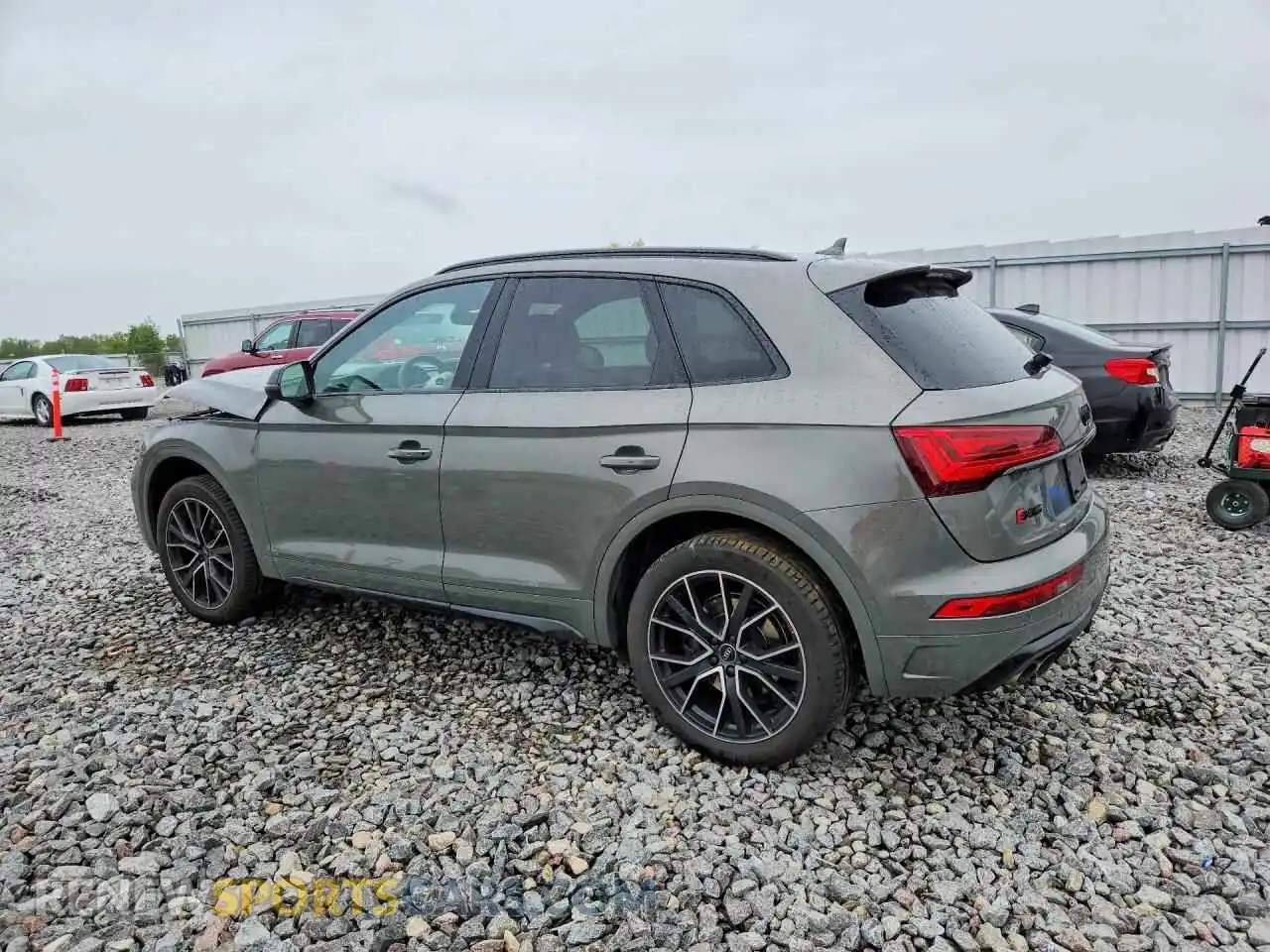 2 Photograph of a damaged car WA1B4AFY7P2080695 AUDI SQ5 2023