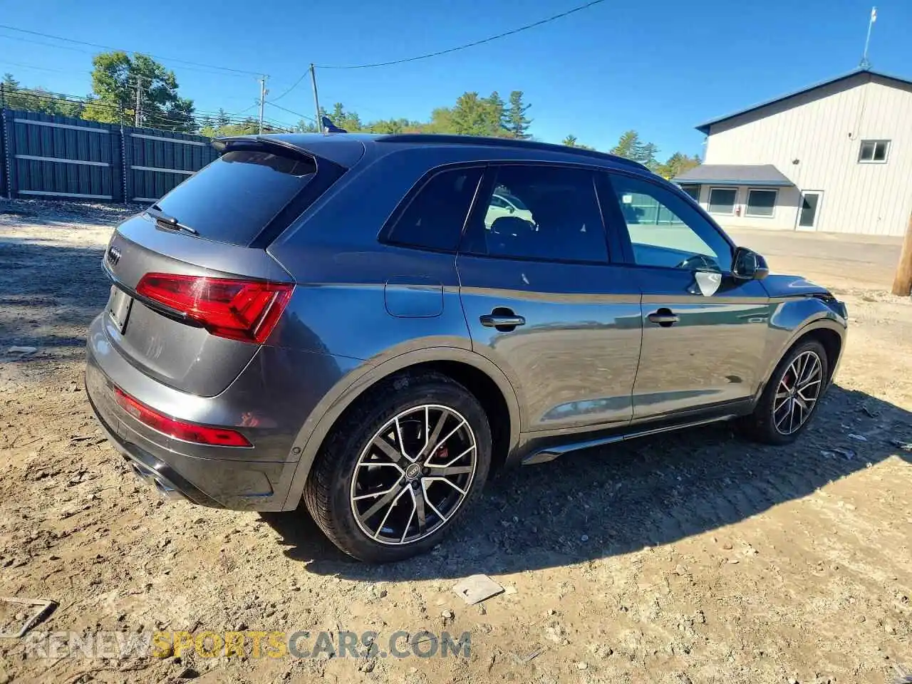 3 Фотография поврежденного автомобиля WA1C4AFY5P2118087 AUDI SQ5 2023