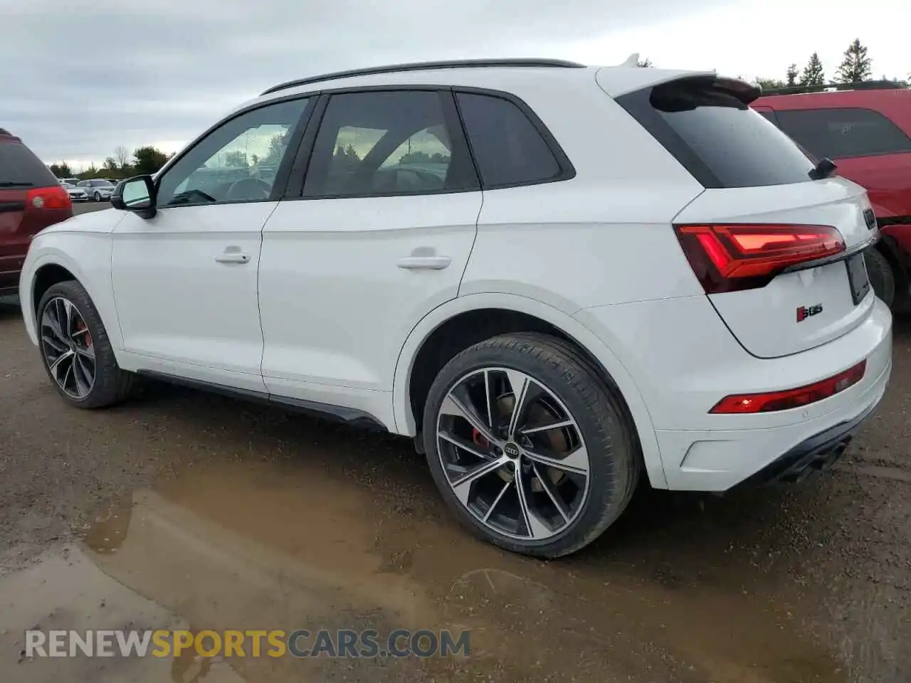 2 Photograph of a damaged car WA1C4AFY9P2014945 AUDI SQ5 2023