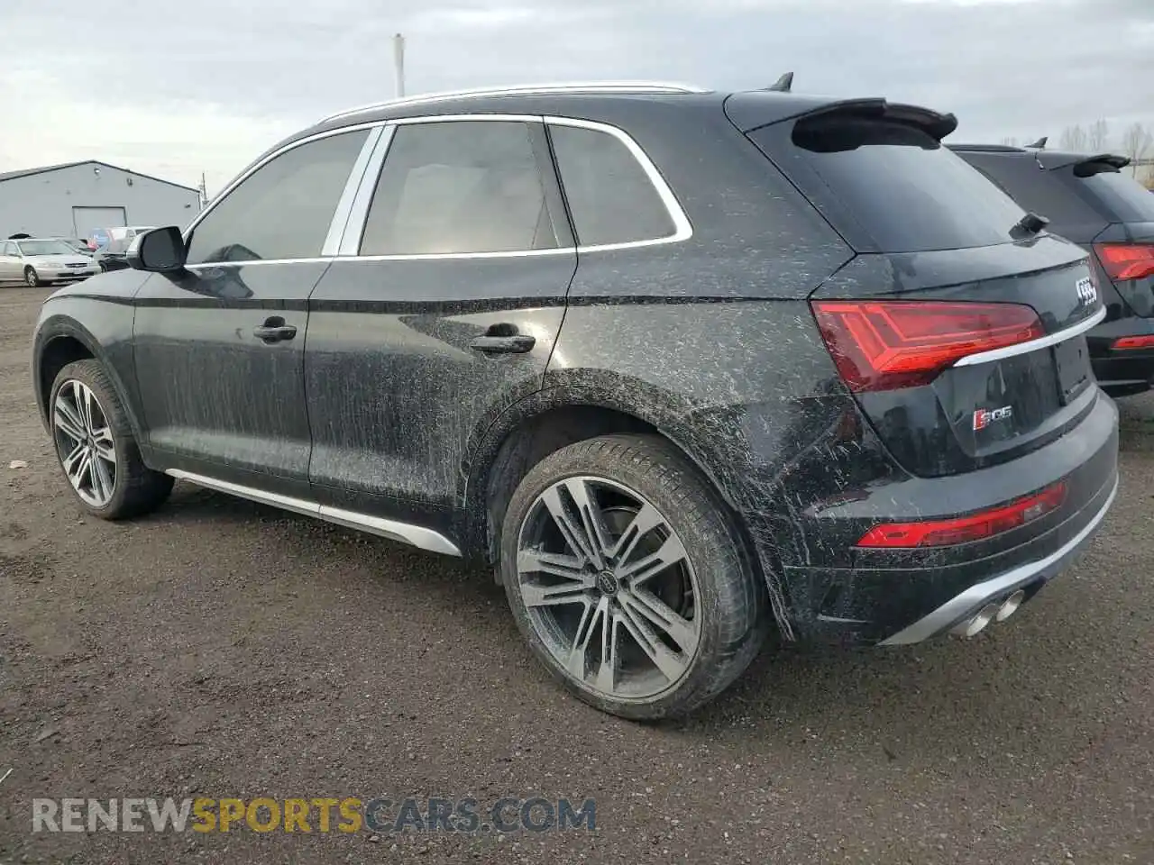 2 fotografías del automóvil dañado WA1A4AFY6R2086308 AUDI SQ5 2024