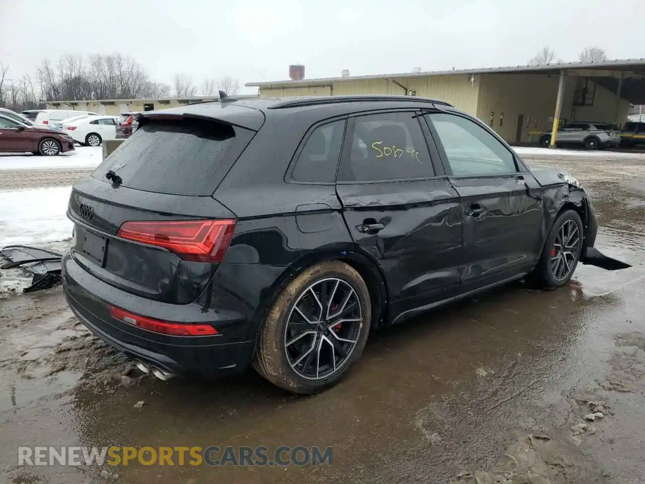 3 Photograph of a damaged car WA1B4AFY4R2104146 AUDI SQ5 2024