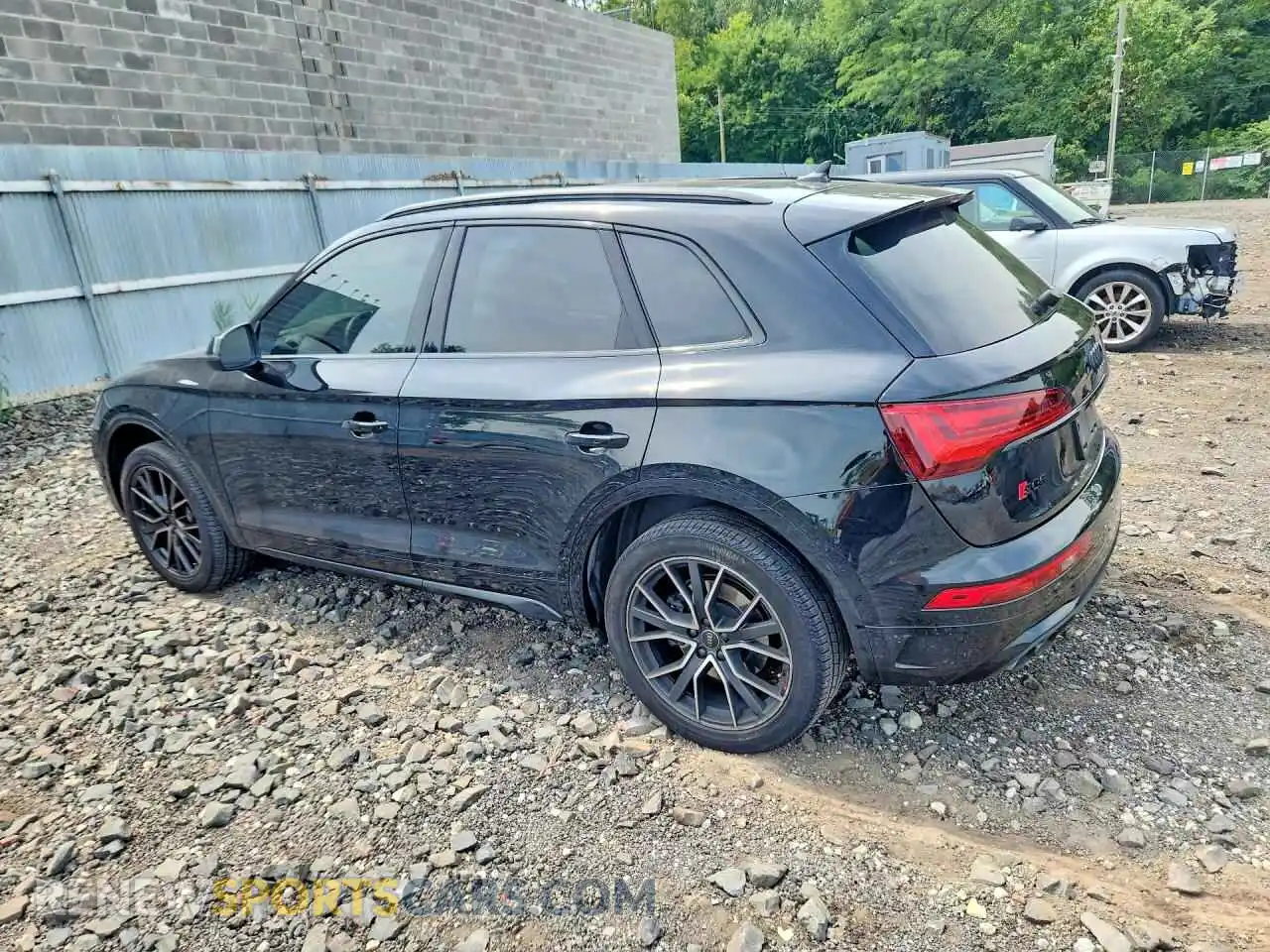 2 Фотография поврежденного автомобиля WA1B4AFY4R2109105 AUDI SQ5 2024