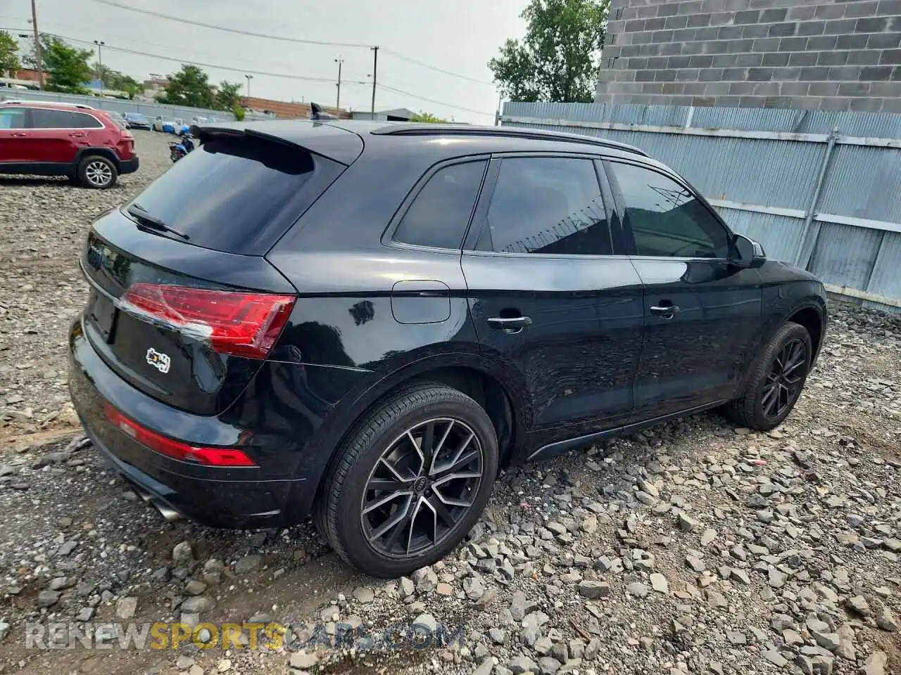 3 Фотография поврежденного автомобиля WA1B4AFY4R2109105 AUDI SQ5 2024