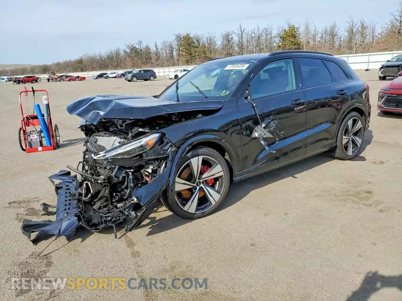 1 Фотография поврежденного автомобиля WA125AGU0S2122397 AUDI SQ5 2025