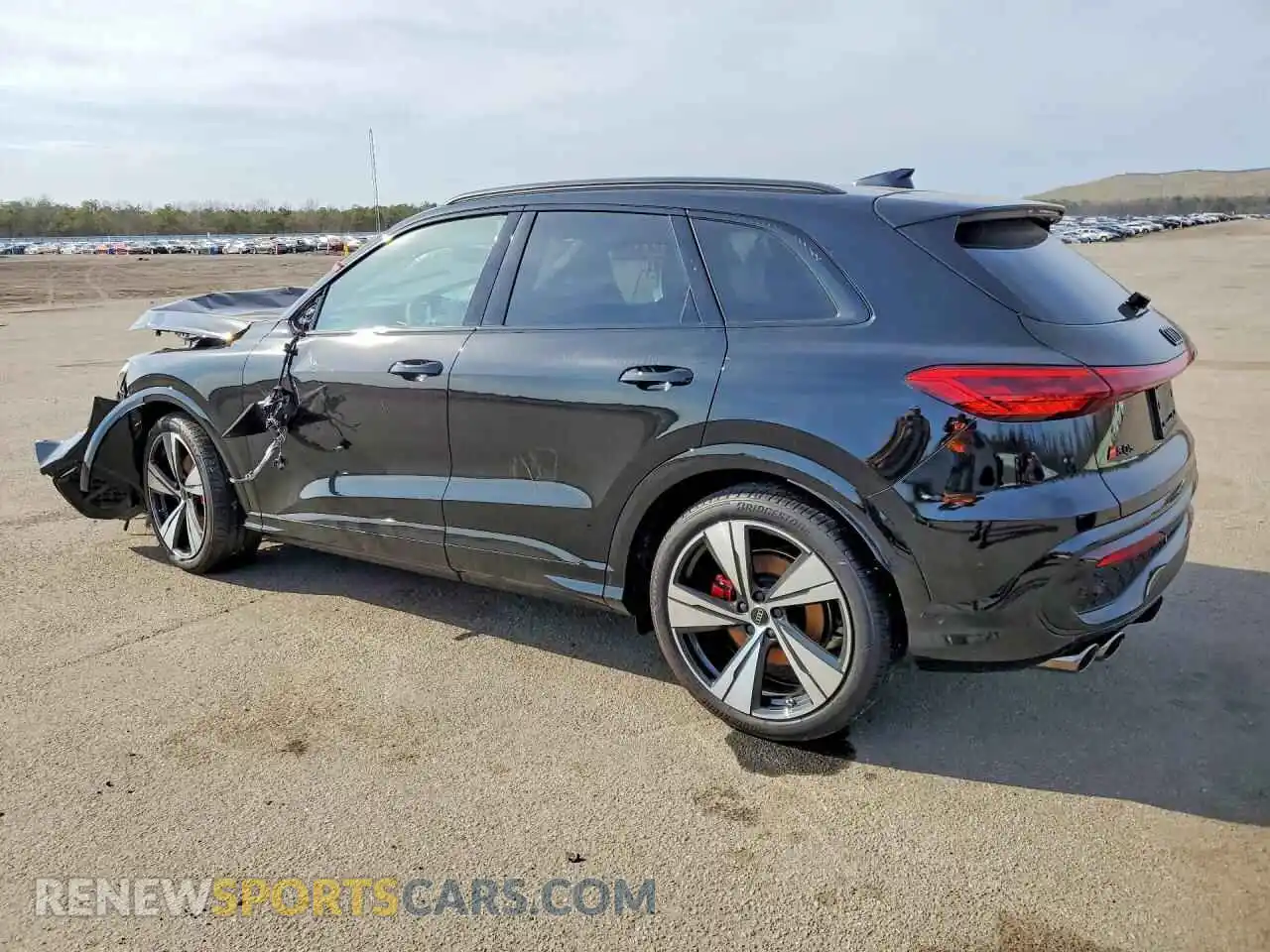 2 Фотография поврежденного автомобиля WA125AGU0S2122397 AUDI SQ5 2025