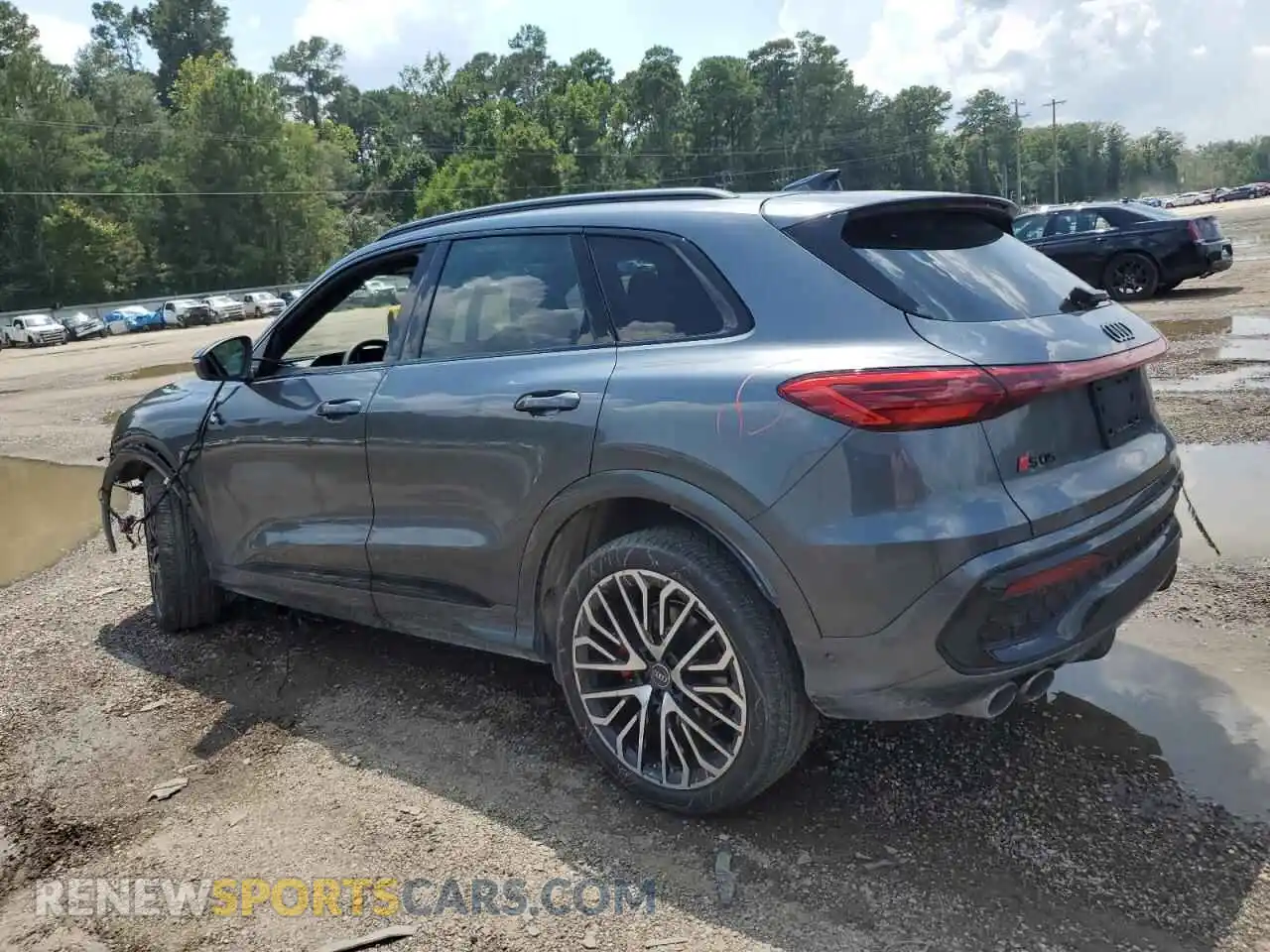 2 Фотография поврежденного автомобиля WA125AGU2S2012323 AUDI SQ5 2025