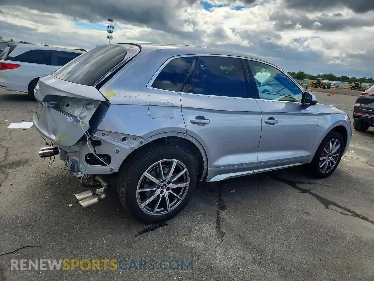 3 fotografías del automóvil dañado WA1B4AFY5S2027941 AUDI SQ5 2025