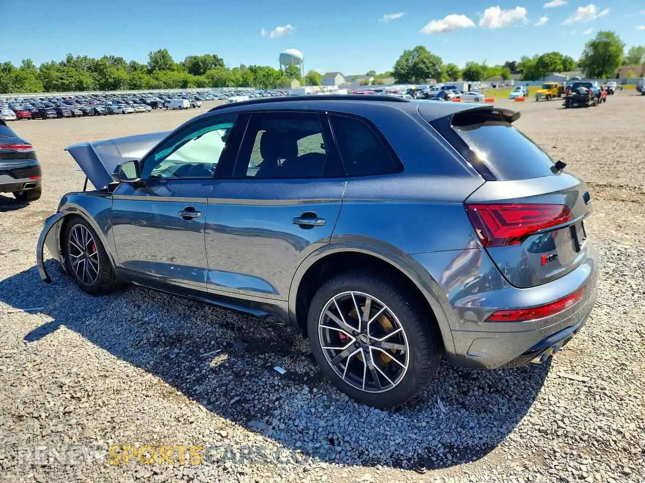 2 Фотография поврежденного автомобиля WA1B4AFY8S2051277 AUDI SQ5 2025