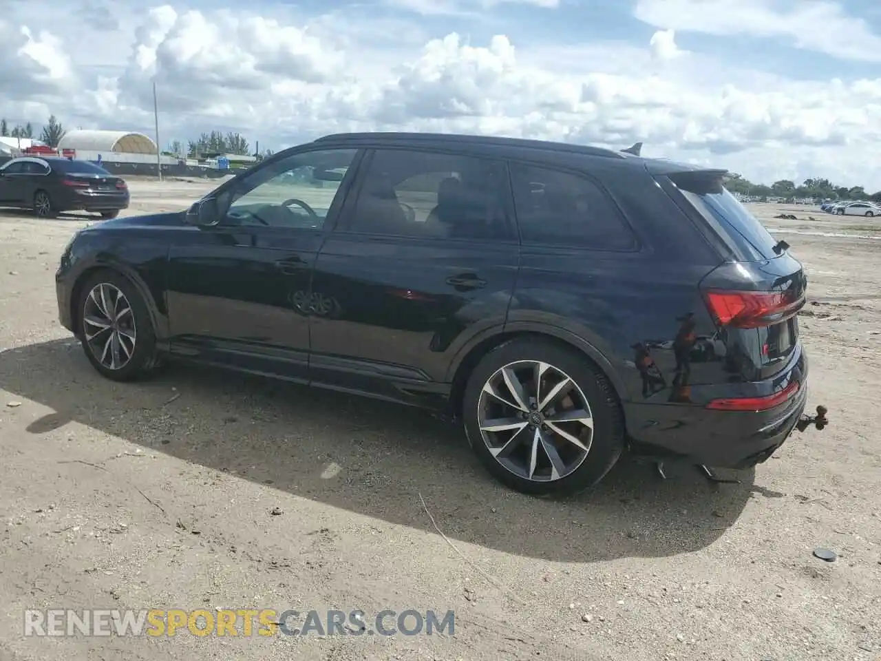 2 Photograph of a damaged car WA1AWBF79PD019405 AUDI SQ7 2023