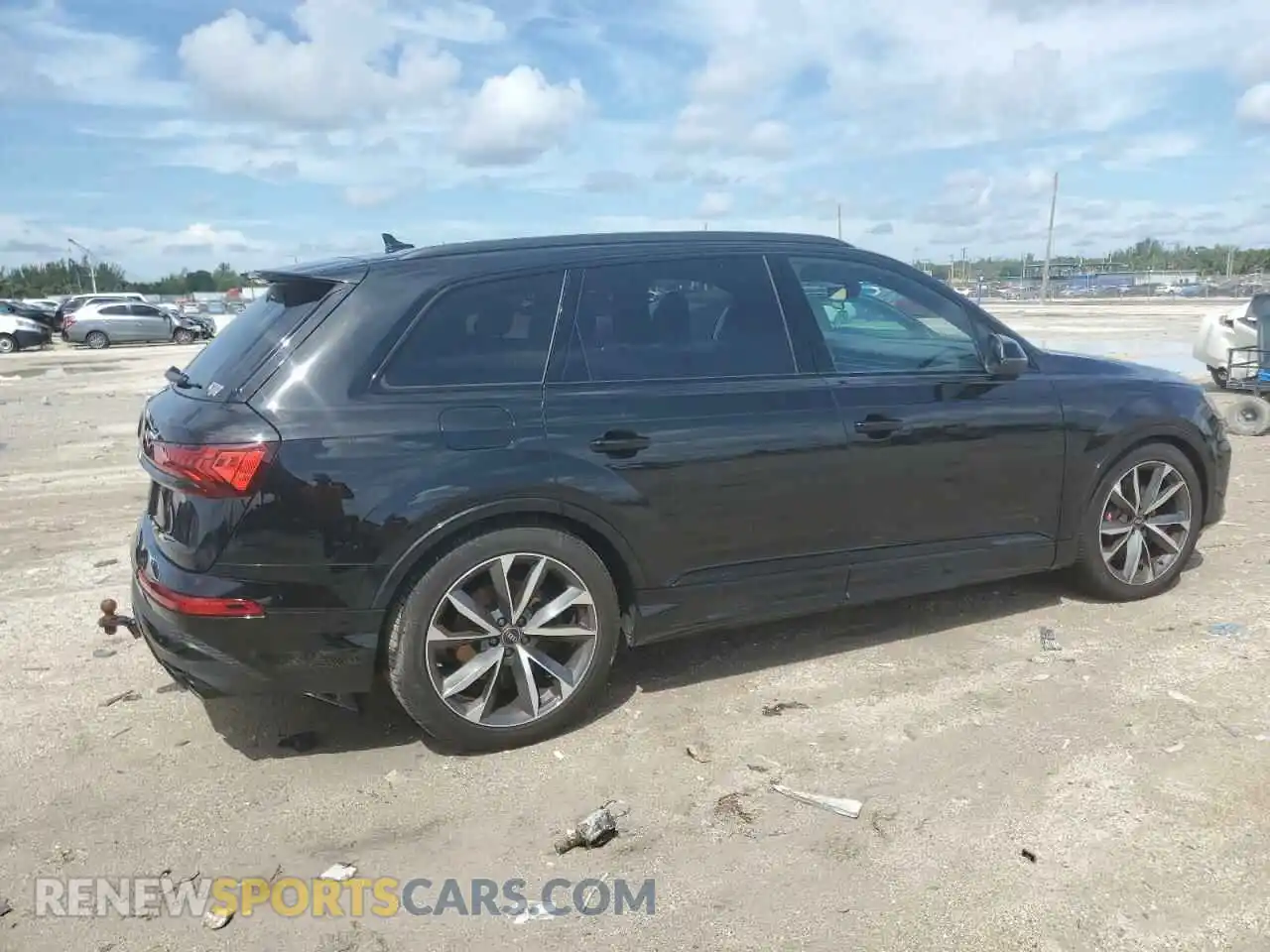 3 Photograph of a damaged car WA1AWBF79PD019405 AUDI SQ7 2023