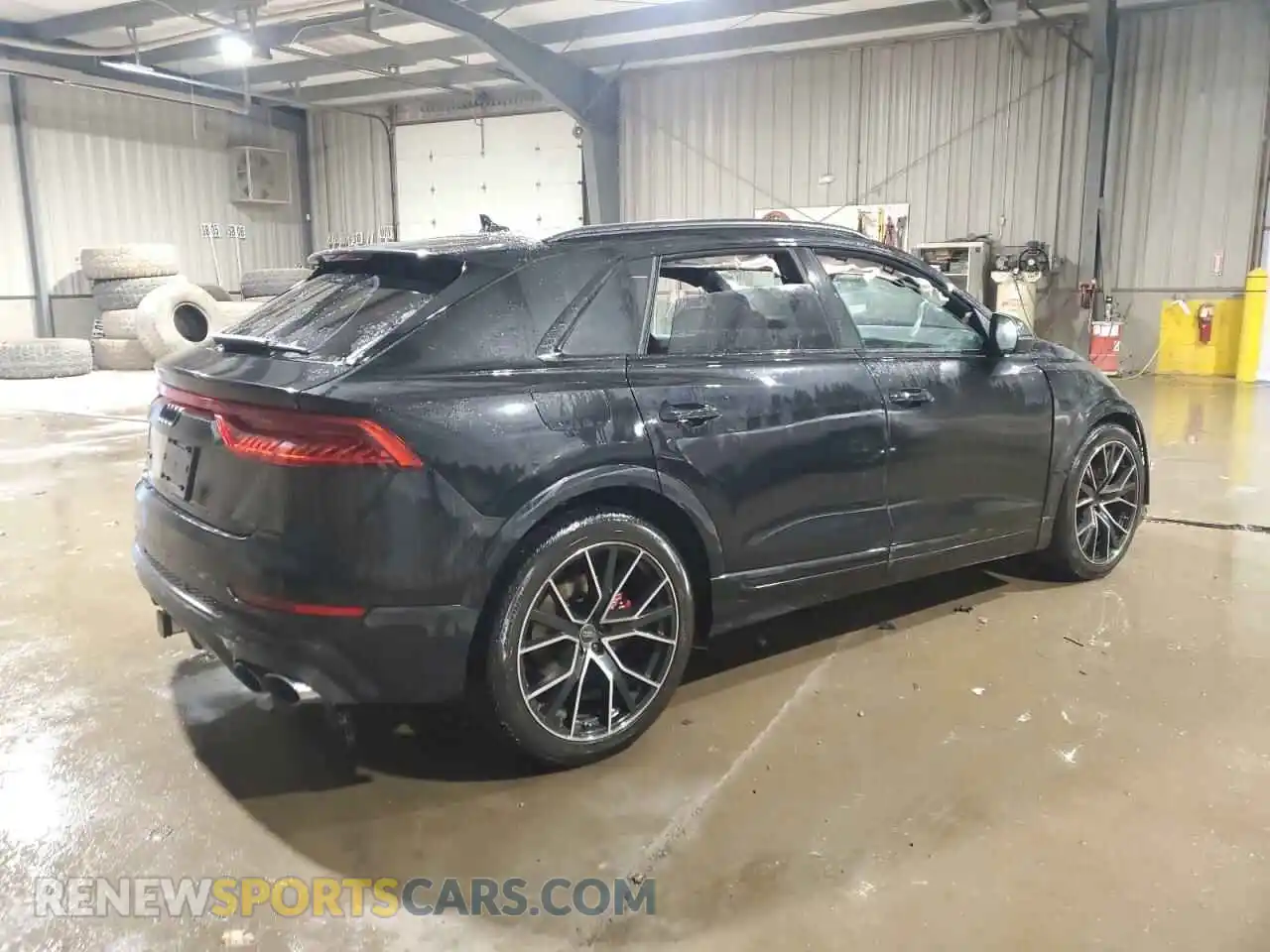 3 Photograph of a damaged car WA1AWBF17PD037591 AUDI SQ8 2023