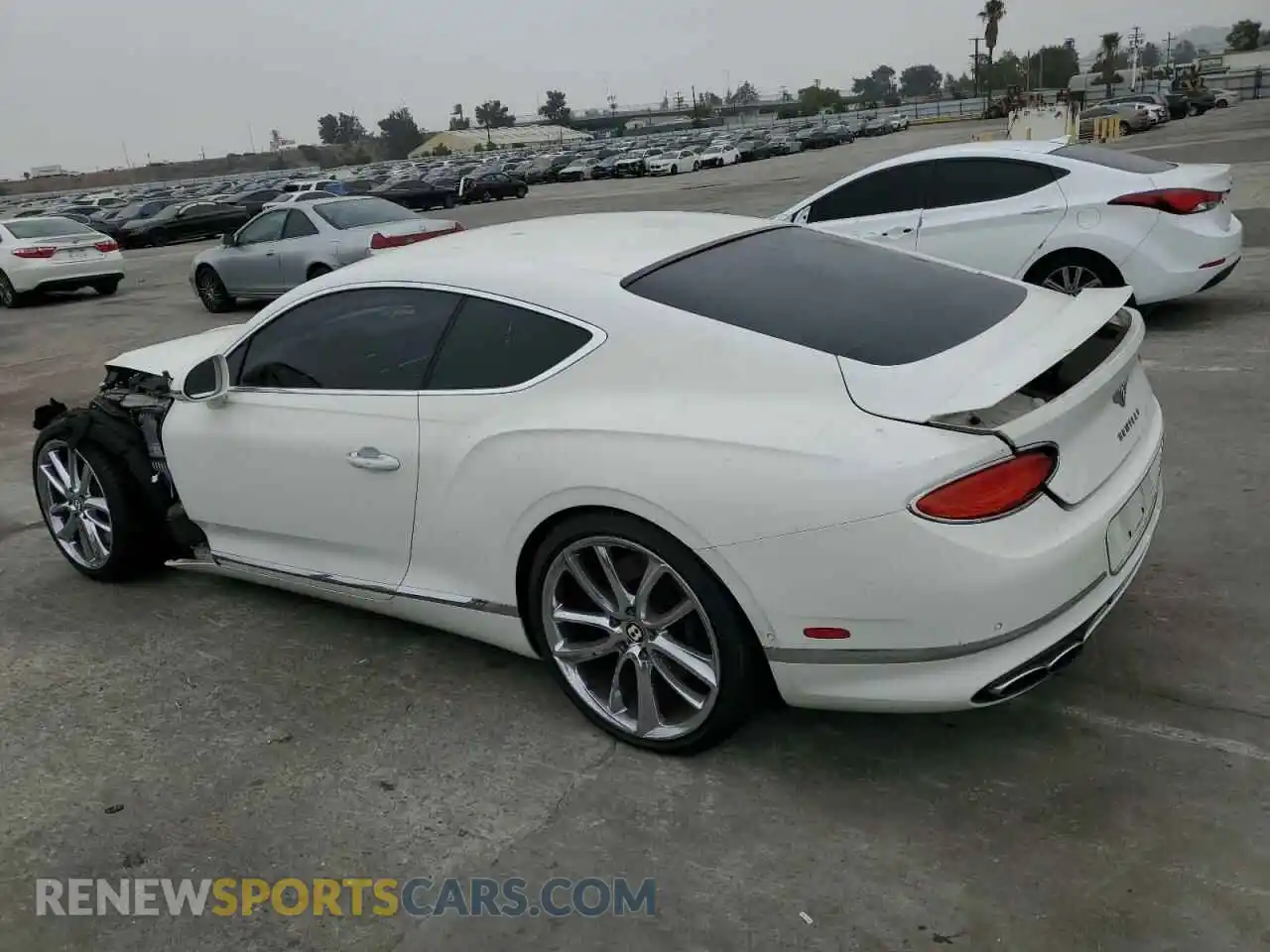 2 fotografías del automóvil dañado SCBCG2ZG1LC075896 BENTLEY CONTINENTA 2020