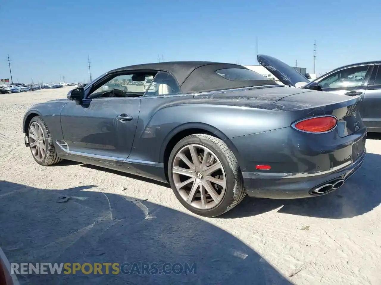 2 fotografías del automóvil dañado SCBDG4ZG8LC075409 BENTLEY CONTINENTA 2020