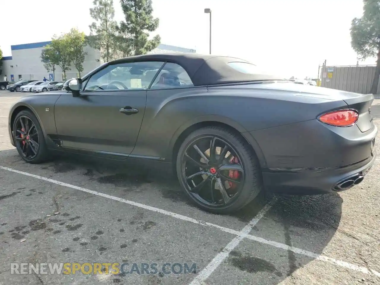 2 fotografías del automóvil dañado SCBDG4ZGXLC081356 BENTLEY CONTINENTA 2020